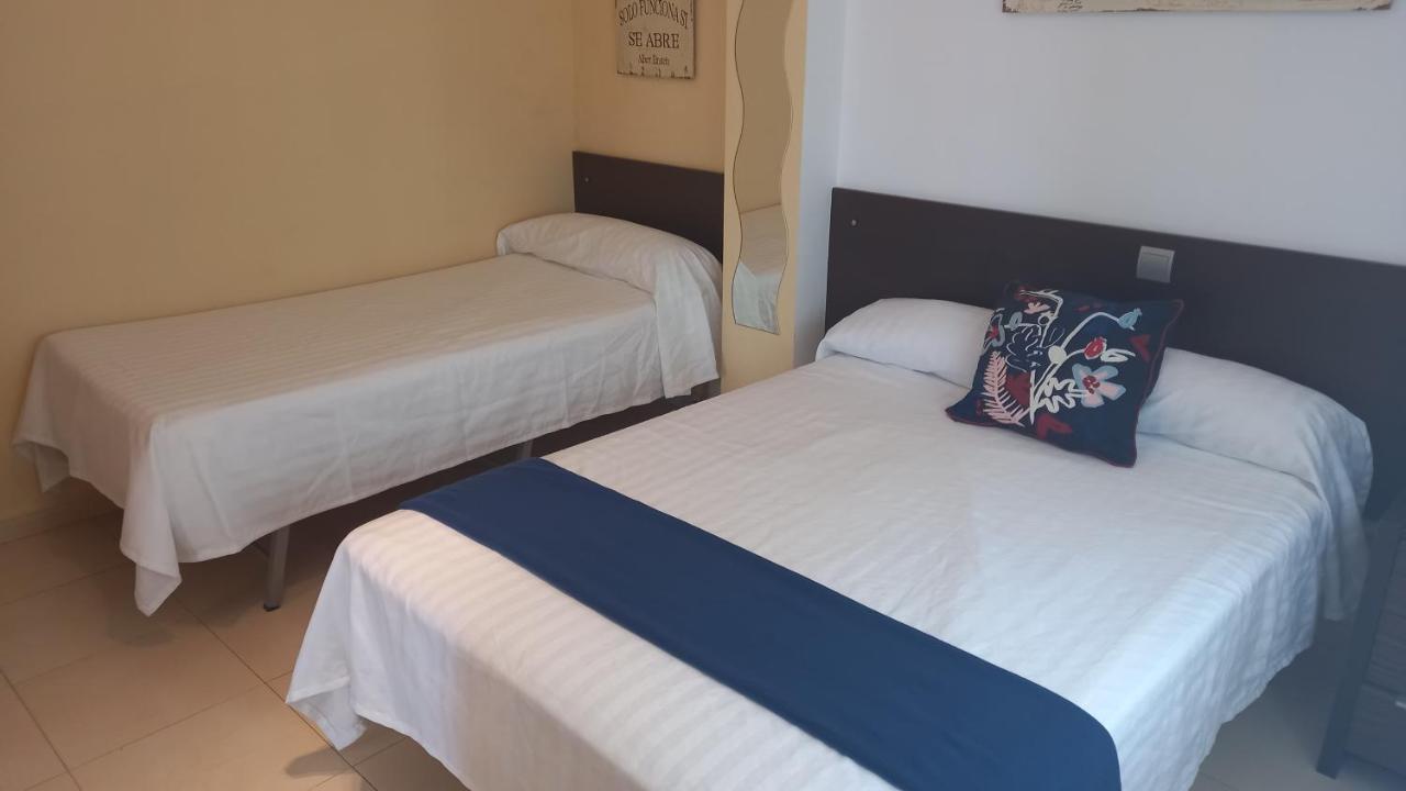 Apartamentos Maradentro Сото де ла Марина Екстериор снимка