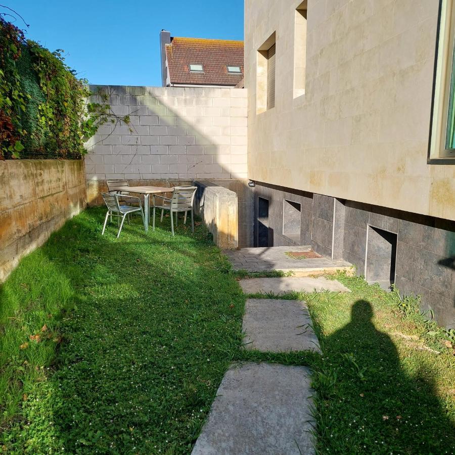 Apartamentos Maradentro Сото де ла Марина Екстериор снимка