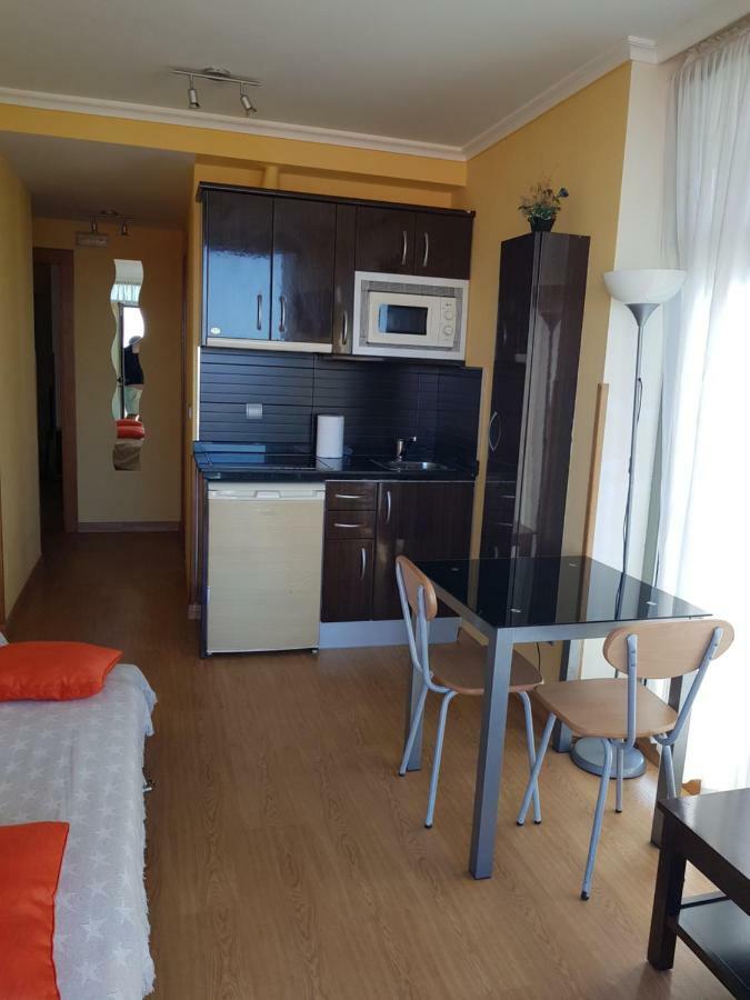 Apartamentos Maradentro Сото де ла Марина Екстериор снимка