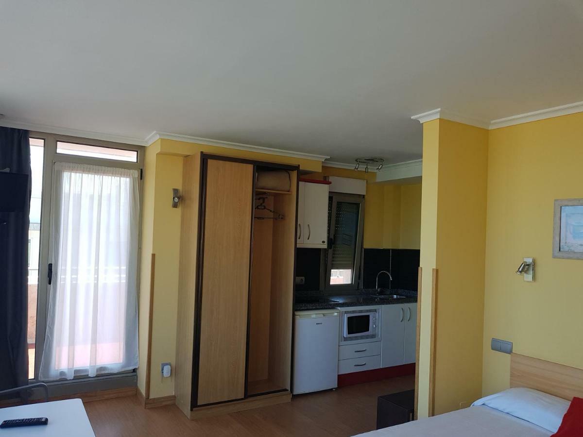 Apartamentos Maradentro Сото де ла Марина Екстериор снимка
