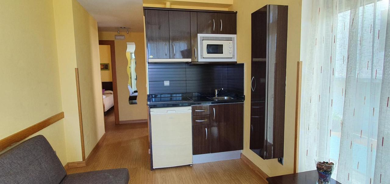 Apartamentos Maradentro Сото де ла Марина Екстериор снимка
